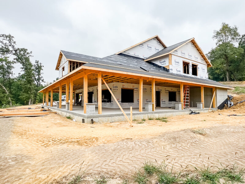 Custom Home Cost Variables in Iowa: Lot, Layout, Materials, and Allowances